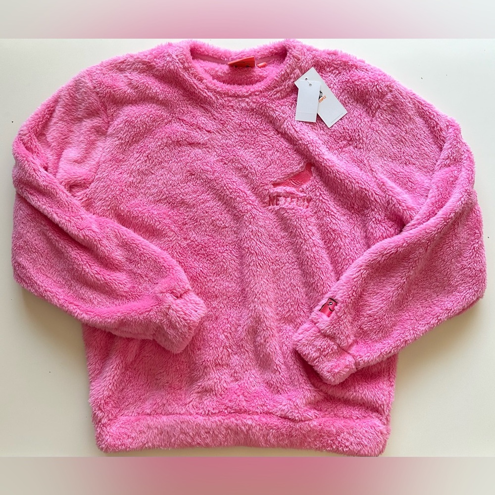 NWT STAPLE X NETFLIX “OUT SICK”. Size M